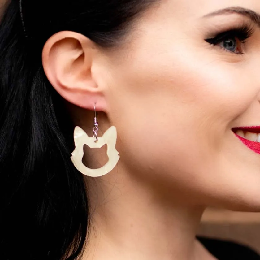 Cat Head Ripple Resin Drop Earrings - White